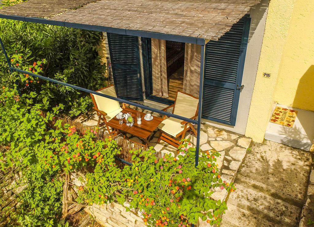 Apartment Manto On The Beach