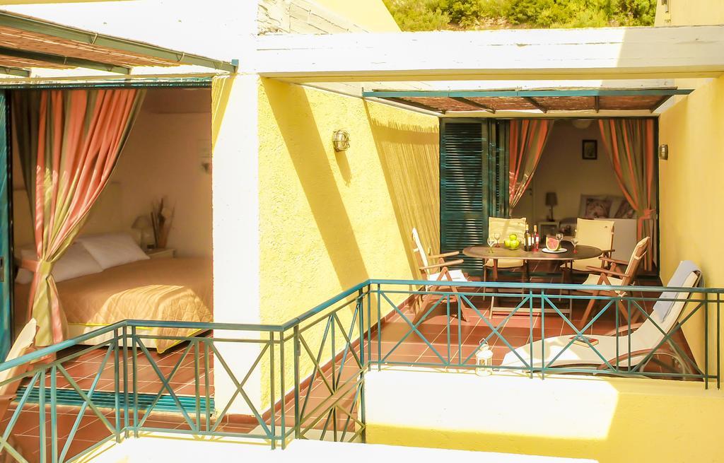Apartment Manto On The Beach